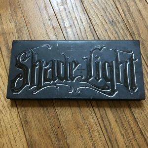 Kat Von D Shade and Light Face Palette